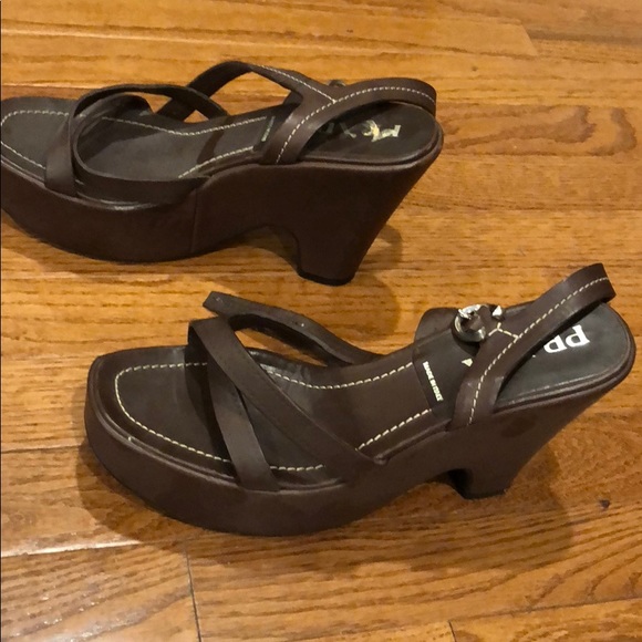 Prada Wedges - Authentic - Brown Leather - Picture 5 of 5